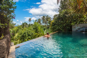 Treasure of Bali, 3BR villa, infinity pool, staff
